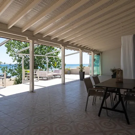 Voutia * Kalyves Polygyrou