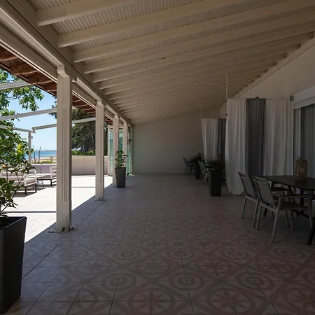 Voutia Apartment *